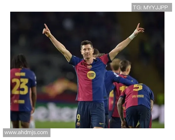 莱万37岁80天帽子戏法引爆巴萨，助球队4-2击败塞尔塔创造历史